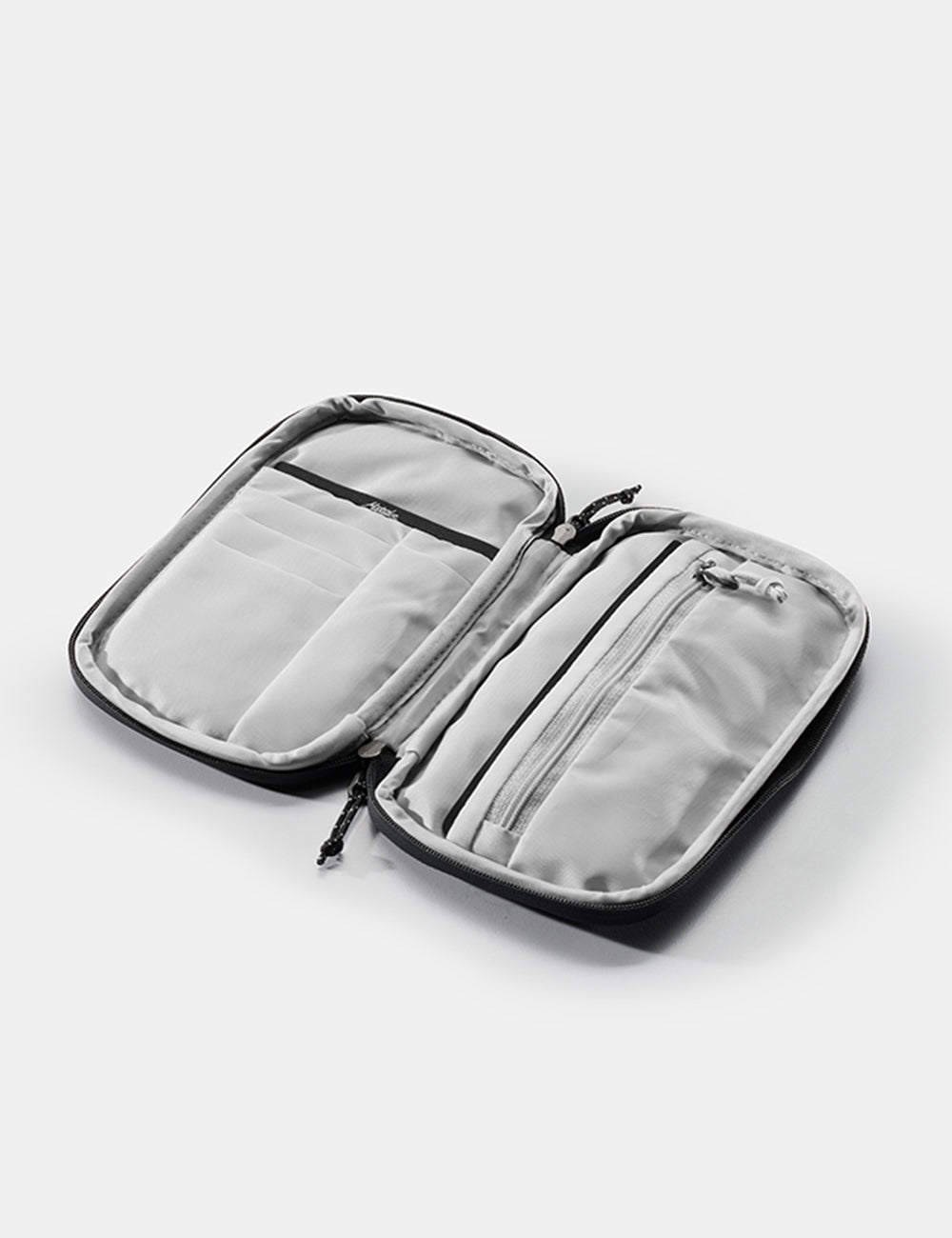 Organisateur de voyage Global Travel Stash | Matador